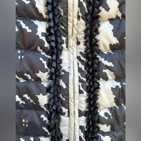 Weekend Max Mara  Quilted Jacket, size 4 - Picture 3 of 9